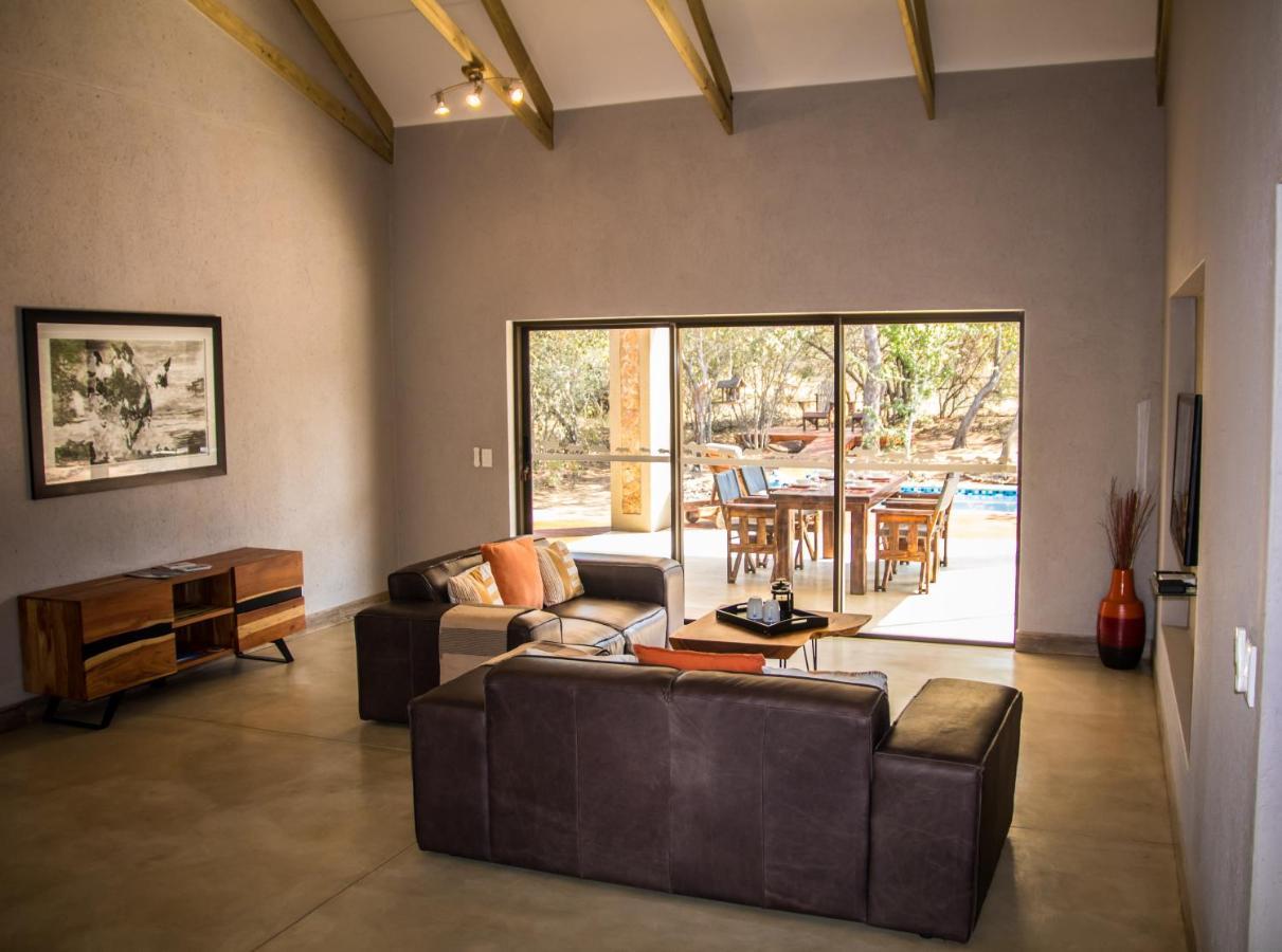 Fairfarren Apartment โฮดสปรูท ภายนอก รูปภาพ