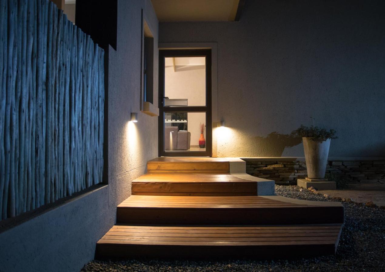 Fairfarren Apartment โฮดสปรูท ภายนอก รูปภาพ